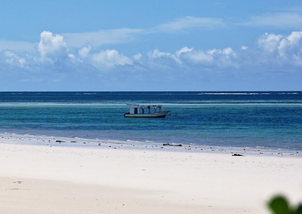 Lantana Galu Beach Diani Beach Εξωτερικό φωτογραφία